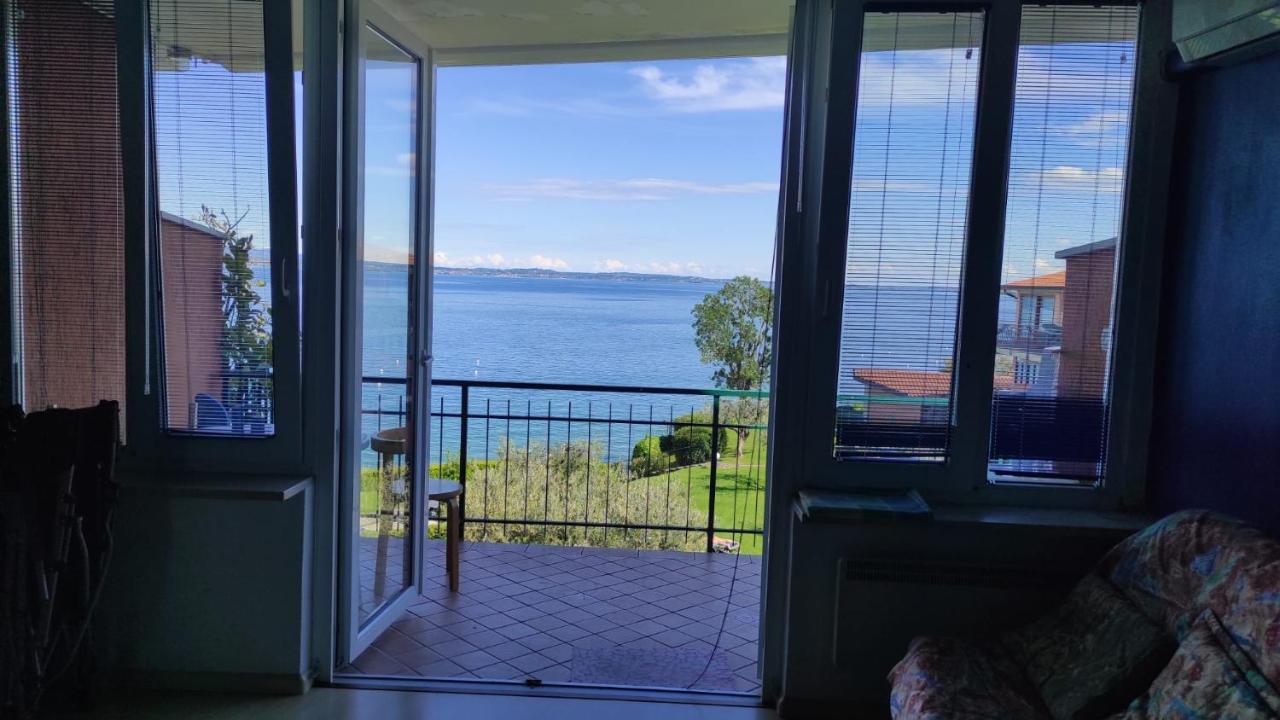 Front Lake Amazing View マネルバ・デル・ガルダ エクステリア 写真
