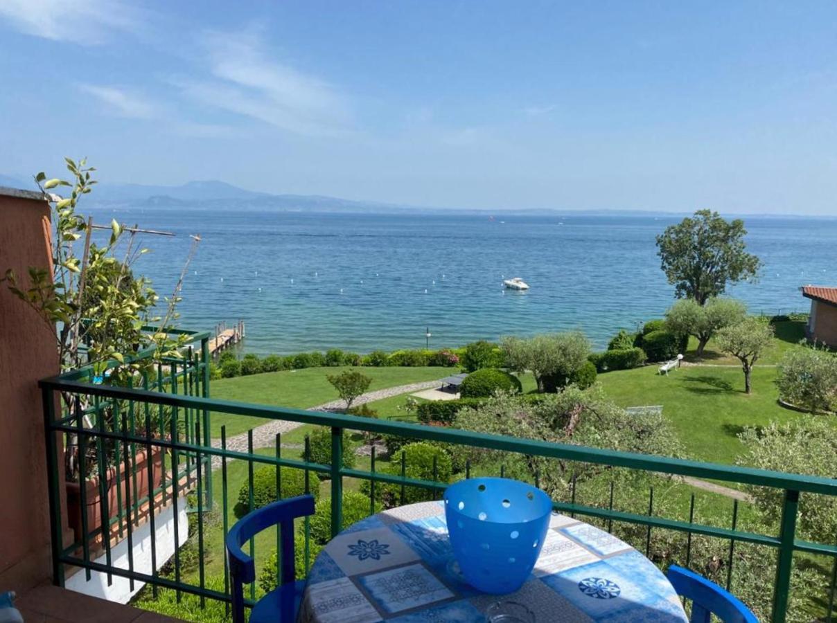 Front Lake Amazing View マネルバ・デル・ガルダ エクステリア 写真